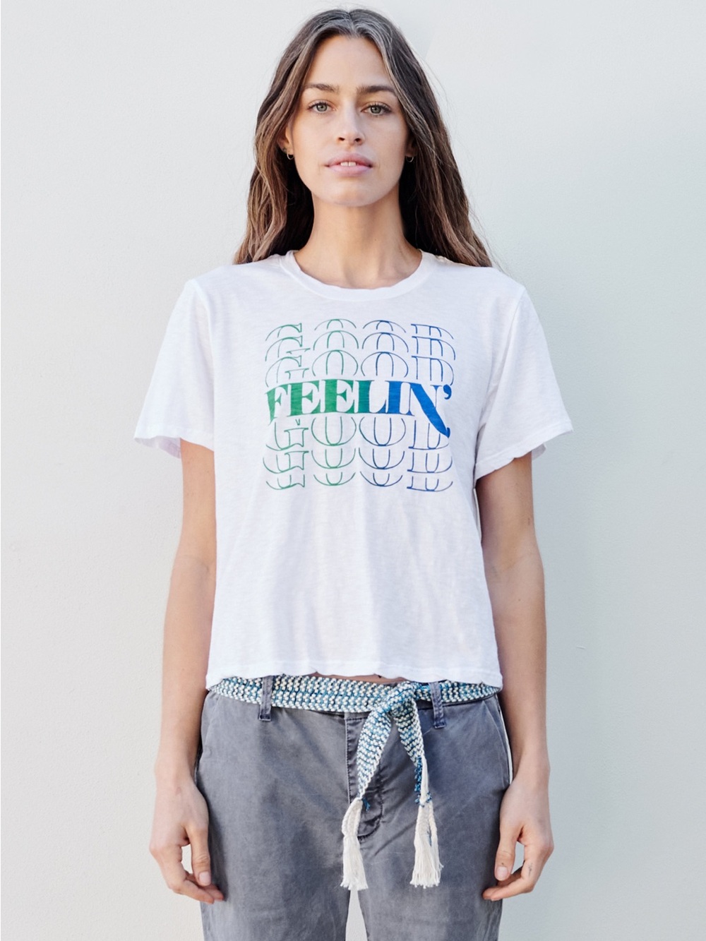 Sundry White Tee with Green-Blue 'FEELIN'' Graphic